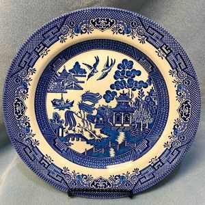 Blue Willow CHURCHILL BLUE WILLOW Dinner Plate
